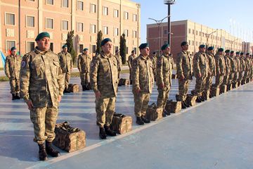 Əfqanıstandakı sülhməramlıların bir qrupu Azərbaycana qayıdıb - VİDEO