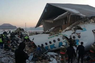 Qazaxıstanda təyyarə qəzasında ölənlərin sayı 15 nəfərə çatıb - FOTO - YENİLƏNİB-1