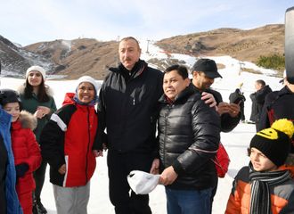 Prezident İlham Əliyev və Mehriban Əliyeva “Şahdağ” Turizm Mərkəzində görülən işlərlə tanış olublar  - YENİLƏNİB