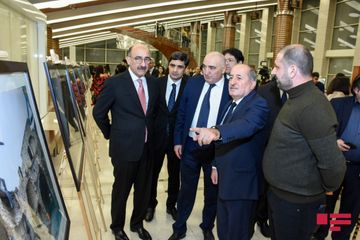 Fotomüxbir Orxan Əzimin Nəsiminin Suriyadakı məqbərəsi və Hələb şəhərinin fotolarından ibarət sərgisi nümayiş olunub