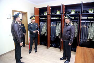Müdafiə naziri Azərbaycan Ali Hərbi Məktəbinin yeni kursant yataqxanasının açılışında iştirak edib