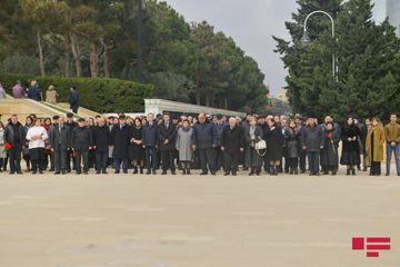 Xankəndinin işğalının ildönümü ilə əlaqədar Şəhidlər Xiyabanı ziyarət olunub
