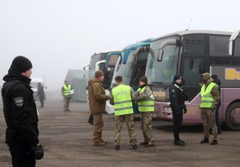 Ukrayna ilə qondarma Donetsk və Luqansk respublikaları arasında əsirlərin mübadiləsi keçirilir