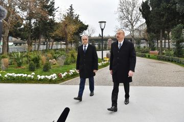 Prezident İlham Əliyev Bakının daha bir parkında aparılan yenidənqurma işləri ilə tanış olub - YENİLƏNİB