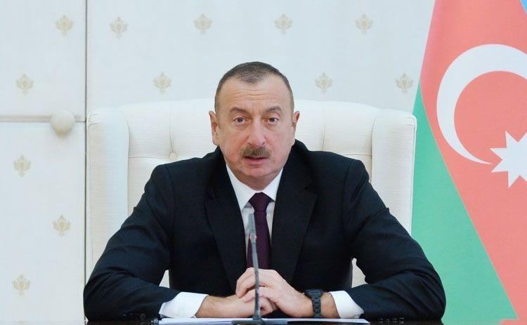 Президент Азербайджана поздравил председателя Президиума Боснии и Герцеговины