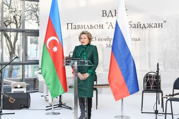 Mehriban Əliyeva Moskvanın Xalq Təsərrüfatı Nailiyyətləri Sərgisində yenidən qurulan “Azərbaycan” pavilyonunun açılışında iştirak edib - FOTO