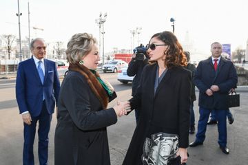 Mehriban Əliyeva Moskvanın Xalq Təsərrüfatı Nailiyyətləri Sərgisində yenidən qurulan “Azərbaycan” pavilyonunun açılışında iştirak edib - FOTO