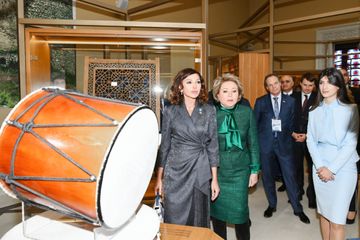 Mehriban Əliyeva Moskvanın Xalq Təsərrüfatı Nailiyyətləri Sərgisində yenidən qurulan “Azərbaycan” pavilyonunun açılışında iştirak edib - FOTO