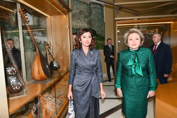 Mehriban Əliyeva Moskvanın Xalq Təsərrüfatı Nailiyyətləri Sərgisində yenidən qurulan “Azərbaycan” pavilyonunun açılışında iştirak edib - FOTO