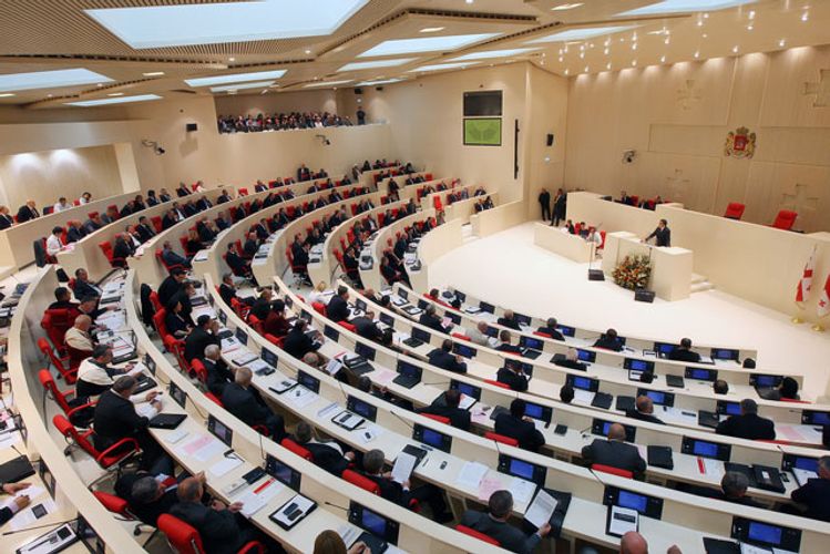 Gürcüstan müxalifəti parlamentin iclaslarını boykot edib