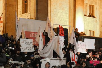 Tbilisidə parlament binası yaxınlığında aksiya keçirilib