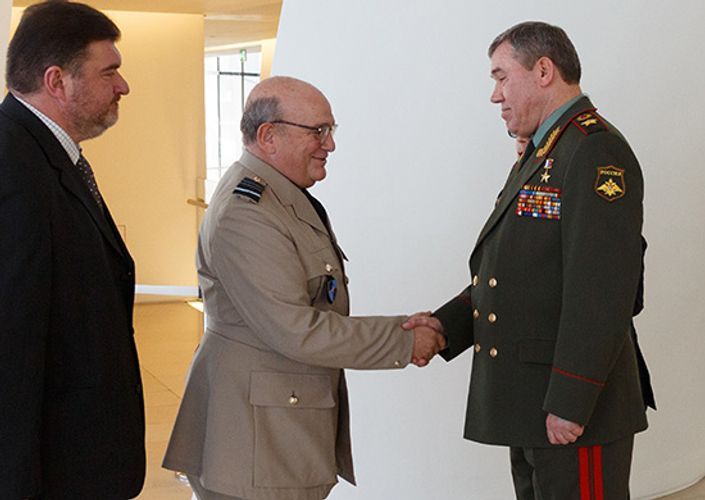 В Баку состоялась  встреча председателя Военного комитета НАТО и начальника Генштаба ВС РФ  - ОБНОВЛЕНО