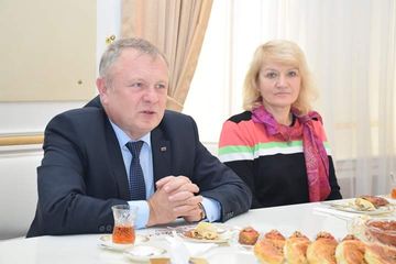 Belarus səfiri Quba Soyqırımı Memorial Kompleksini ziyarət edib