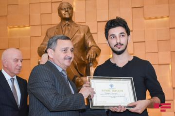 “Nəsimi gənc rəssamların gözü ilə”  sərgisi təşkil olunub