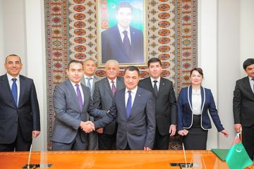 Azərbaycan və Türkmənistan arasında Xəzərin dibi ilə magistral kabel xəttinin çəkilməsi ilə bağlı saziş imzalanıb