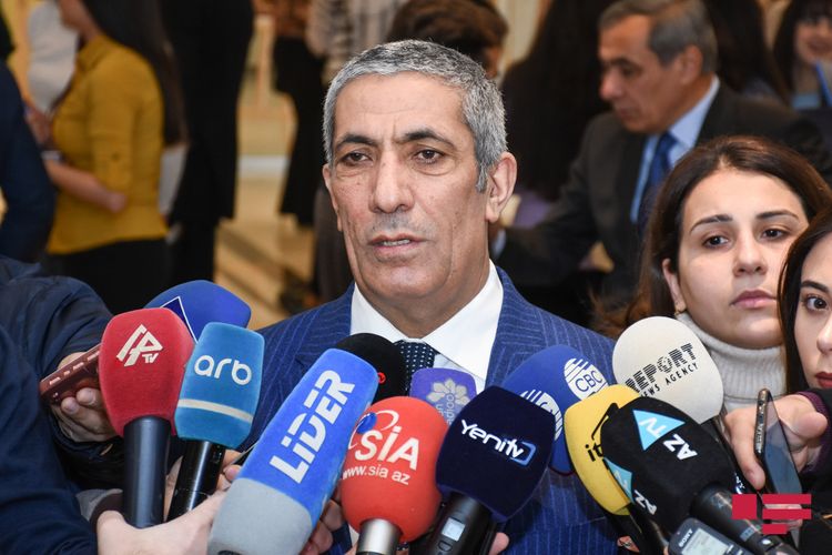 Siyavuş Novruzov: “Deputatların tərkibində ciddi dəyişiklik olacaq”