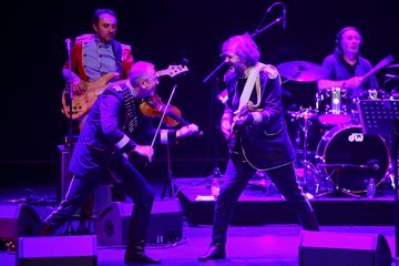 Heydər Əliyev Mərkəzində Emir Kusturitsa və «The No Smoking Orchestra» qrupunun konserti olub