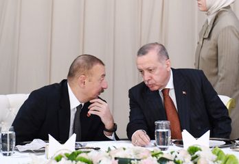 TANAP-ın Avropa ilə birləşən hissəsinin açılış mərasiminin iştirakçılarının şərəfinə ziyafət verilib