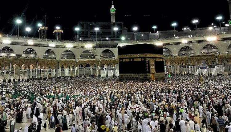 Саудовская Аравия призвала мусульман перенести умру и хадж