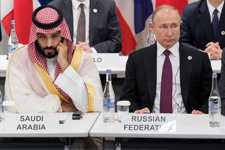 Russia stays in close contact with Saudi Arabia on oil market issues, says Putin