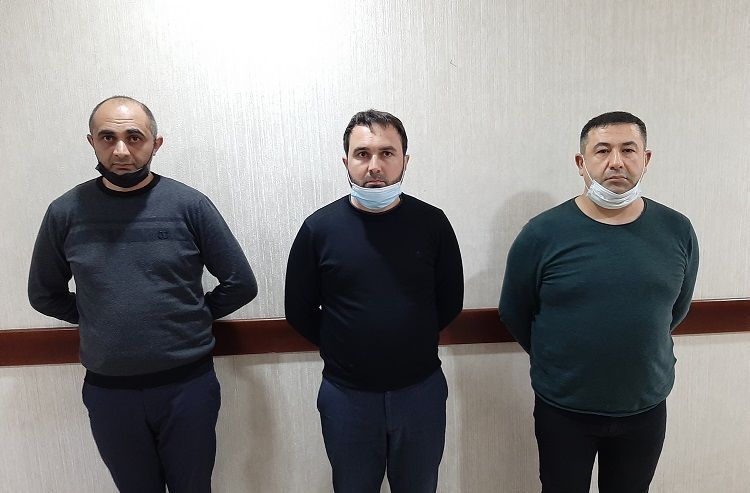 В Баку задержан человек, изготовивший и продавший за 20 манат фальшивую справку на свободное передвижение