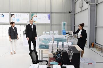 Prezident İlham Əliyev tibbi maska istehsalı müəssisəsinin açılışında iştirak edib - YENİLƏNİB