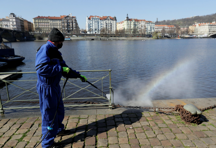 Czechs to start easing restrictions as coronavirus infections slow