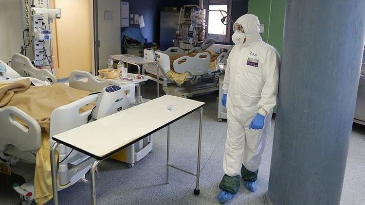 Italy reports 566 new deaths, infections slow down