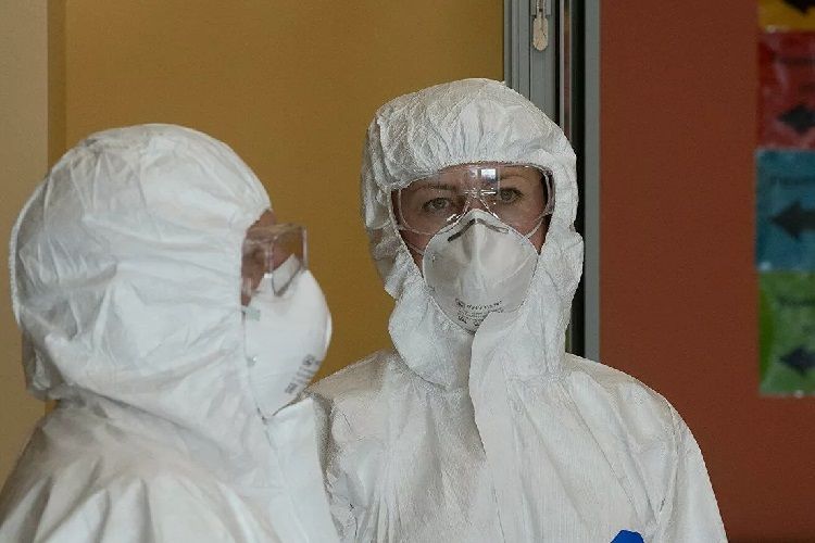 Gürcüstanda 10 tibb işçisi koronavirusa yoluxub