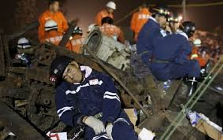 В Китае пять человек оказались под завалами при обрушении шахты