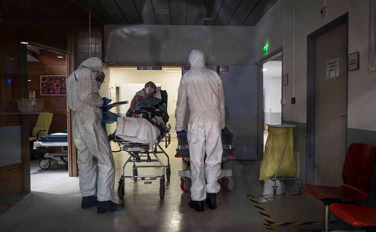 Число заразившихся коронавирусом во Франции превысило 108 тысяч человек