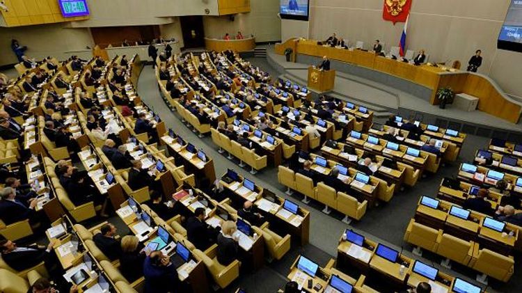 В России принят закон об упрощении процедуры получения гражданства иностранцами
