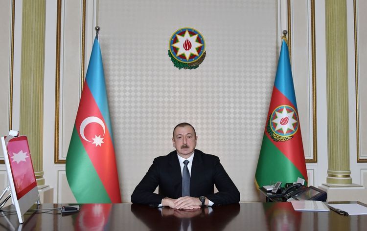 Ильхам Алиев: В результате данных мною сейчас поручений этот экономический пакет превысит 3 млрд, а может и 3,5 млрд манатов