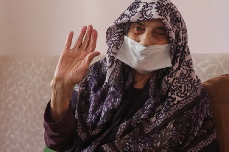 Türkiyədə koronavirusa yoluxmuş 107 yaşlı qadın sağalıb
