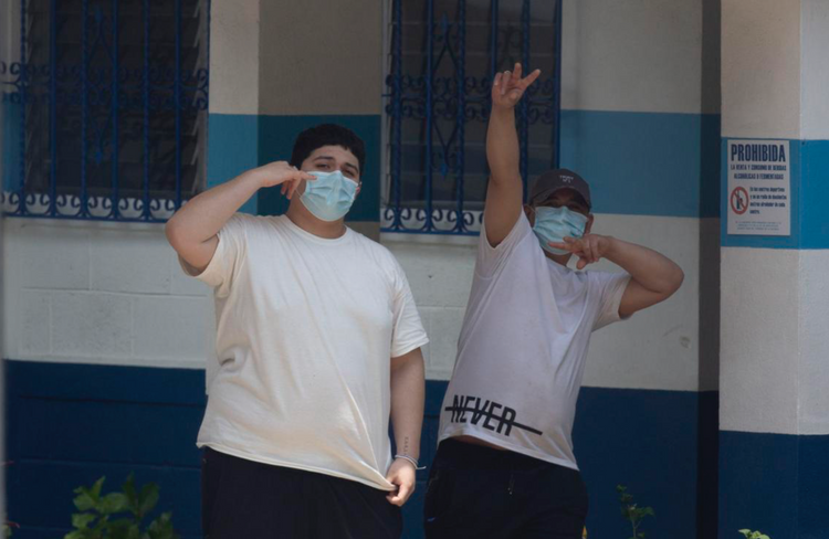 Guatemala says 32 on deportation flight from U.S. infected with coronavirus