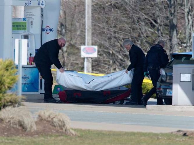Trudeau: Death toll from shooting in Canada