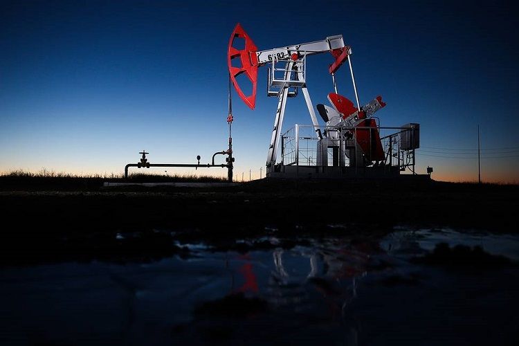 KİV: Səudiyyə Ərəbistanı neft hasilatını azaltmağa vaxtından əvvəl başlaya bilər