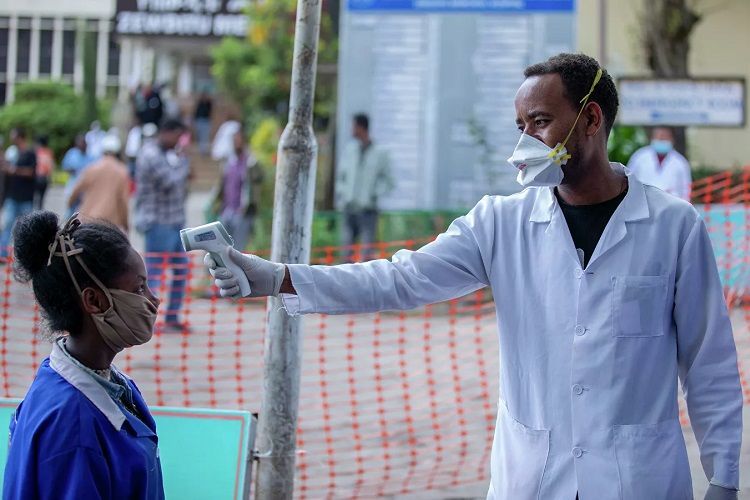 В Африке число зараженных коронавирусом превысило 22 500 человек