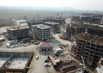Azərbaycan Prezidenti 3042 məcburi köçkün ailəsi üçün yaşayış binalarından ibarət məhəllələrdə tikinti işlərinin gedişi ilə tanış olub - YENİLƏNİB