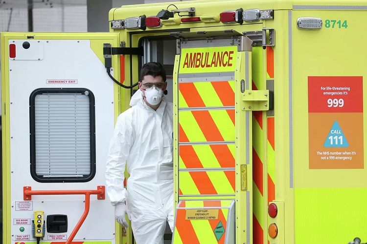 Britaniyada gün ərzində 413 nəfər koronavirusdan ölüb