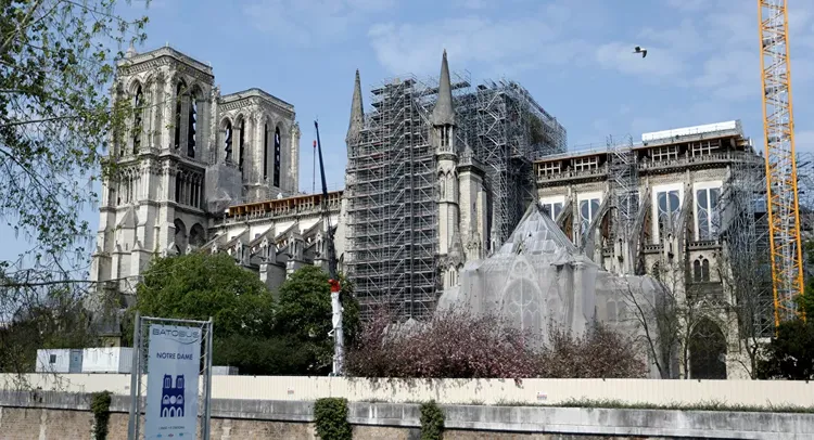 Notre Dame restoration work resumes in Paris amid pandemic