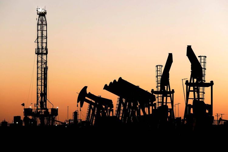 Brent crude price falls below $20 per barrel
