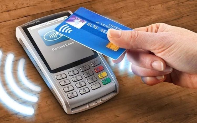 Azərbaycanda əcnəbilərin bank kartları ilə apardığı əməliyyatların dəyəri 22% artıb