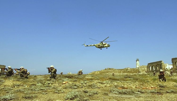 Hərbi Dəniz Qüvvələrinin taktiki təlimi başa çatıb - VİDEO