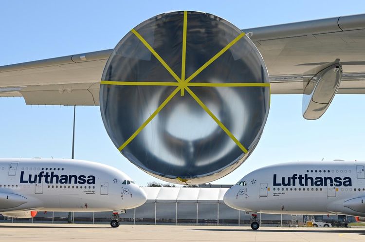 Lufthansa chief to meet Austrian chancellor to discuss state aid