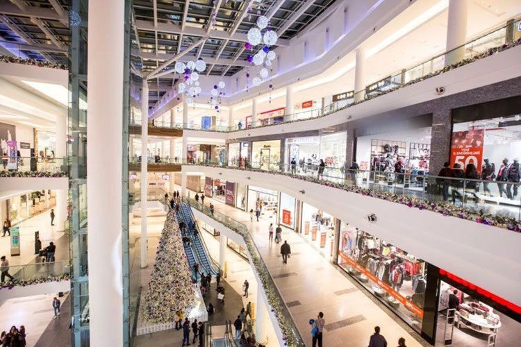 Big shopping centres and malls in the areas of strict quarantine will not work until August 31