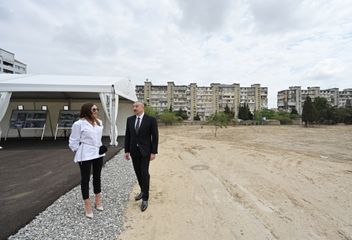 Prezident İlham Əliyev Yasamal rayonunda salınacaq meşə tipli yeni parkda görüləcək işlərlə tanış olub - FOTO - YENİLƏNİB