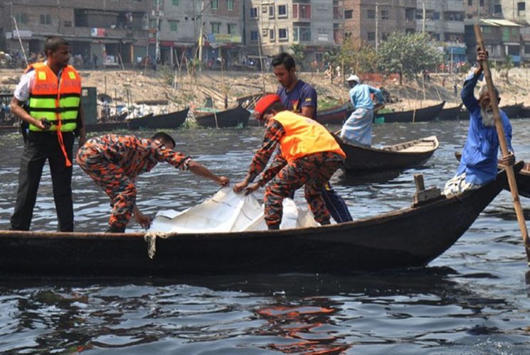 At least 17 killed as Bangladesh passenger boat capsizes
