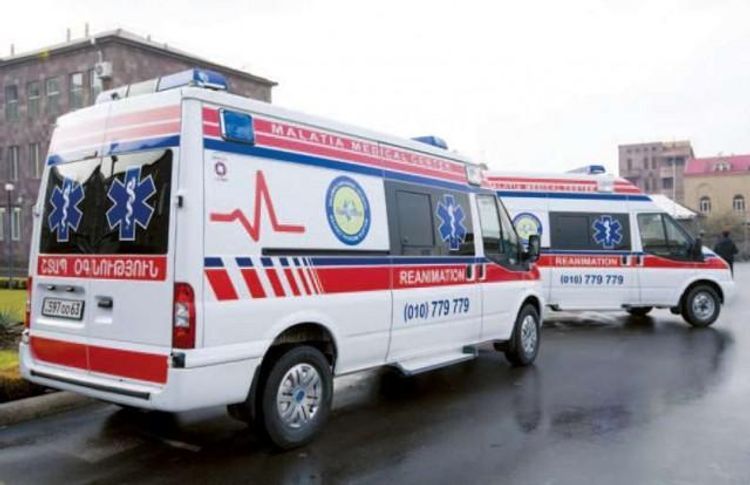 Serviceman died, and 3 injured in road accident in Armenia