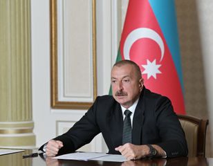 Prezident İlham Əliyev koronavirusla mübarizə sahəsində görülən tədbirlər və sosial-iqtisadi vəziyyətlə bağlı videoformatda müşavirə keçirib - YENİLƏNİB-1